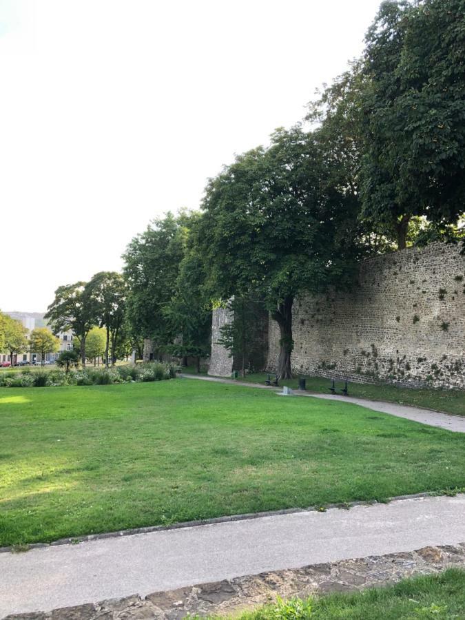 Apartamento Face Aux Remparts Boulogne-sur-Mer Exterior foto